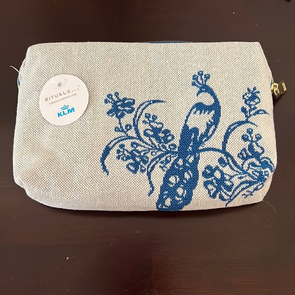 rituals Handbags - KLM x Rituals… first class amenity kit NWT